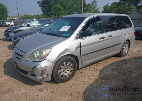 2005 Honda Odyssey Lx z USA, uszkodzony, nr VIN 5FNRL38215B005755